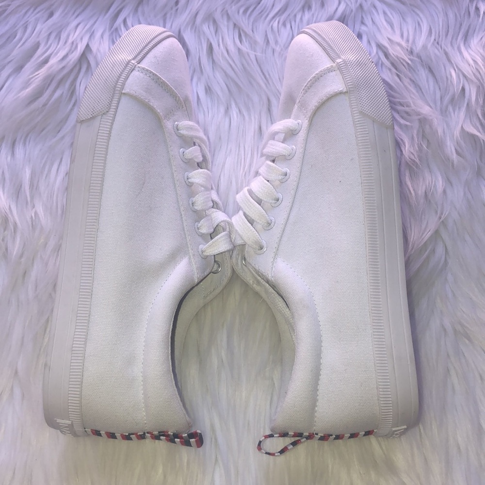 NAUTICA sneakers NWOT
